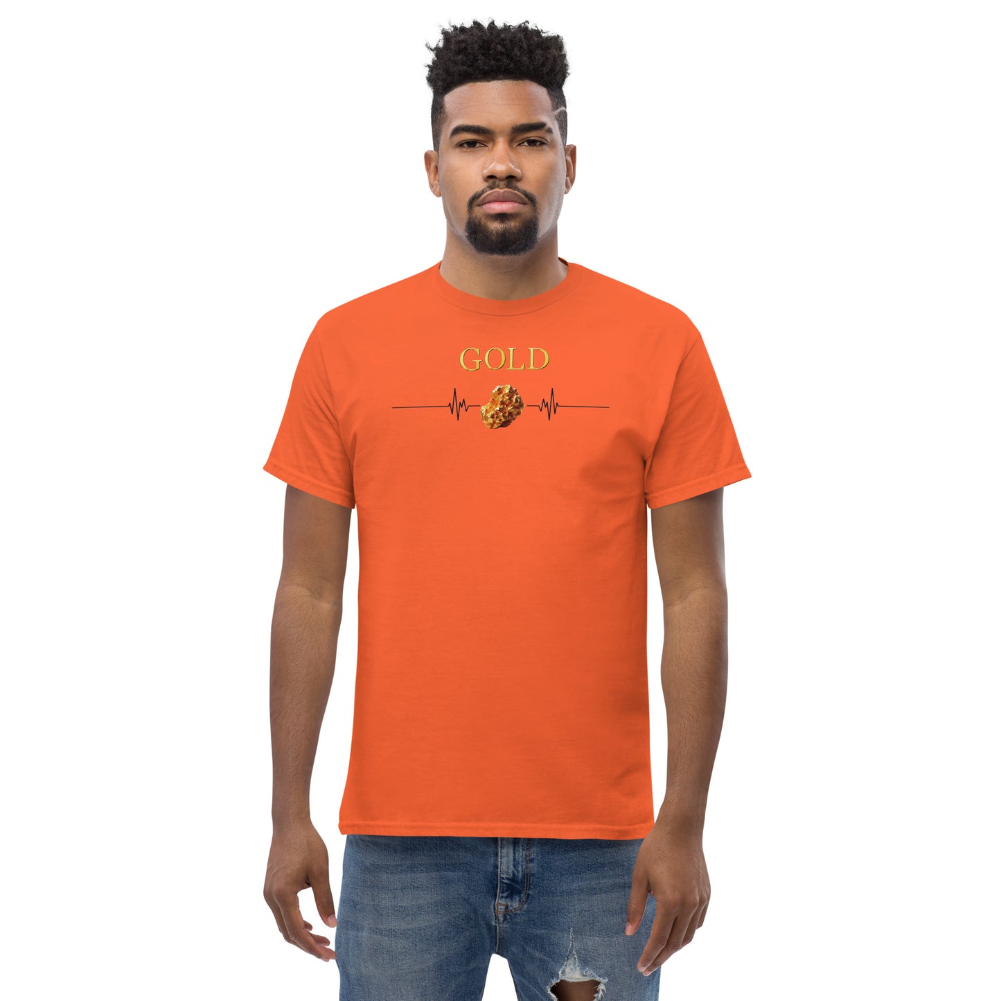 "Eleganz in Gold: Unser klassisches Herren-T-Shirt mit Gold Logo - Ein zeitloses Statement für den modernen Gentleman!"