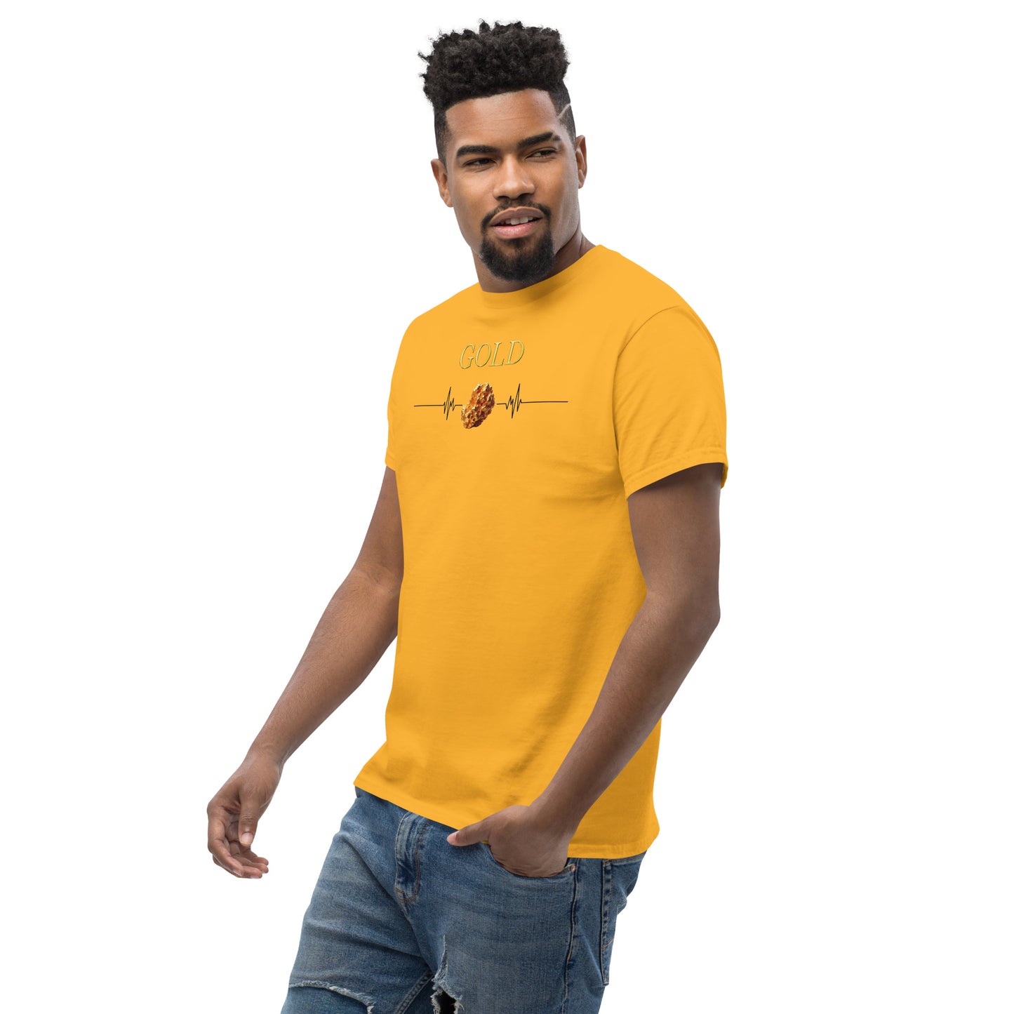 "Eleganz in Gold: Unser klassisches Herren-T-Shirt mit Gold Logo - Ein zeitloses Statement für den modernen Gentleman!"