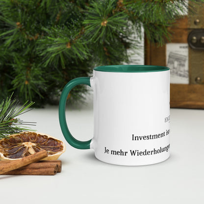 Tasse mit farbiger Innenseite „Investieren ist wie Muskeltraining: je mehr Wiederholungen, desto stärker das Ergebnis.“