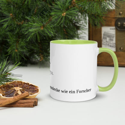 Tasse mit farbiger Innenseite „Investiere wie ein Entwickler, entdecke wie ein Forscher.“