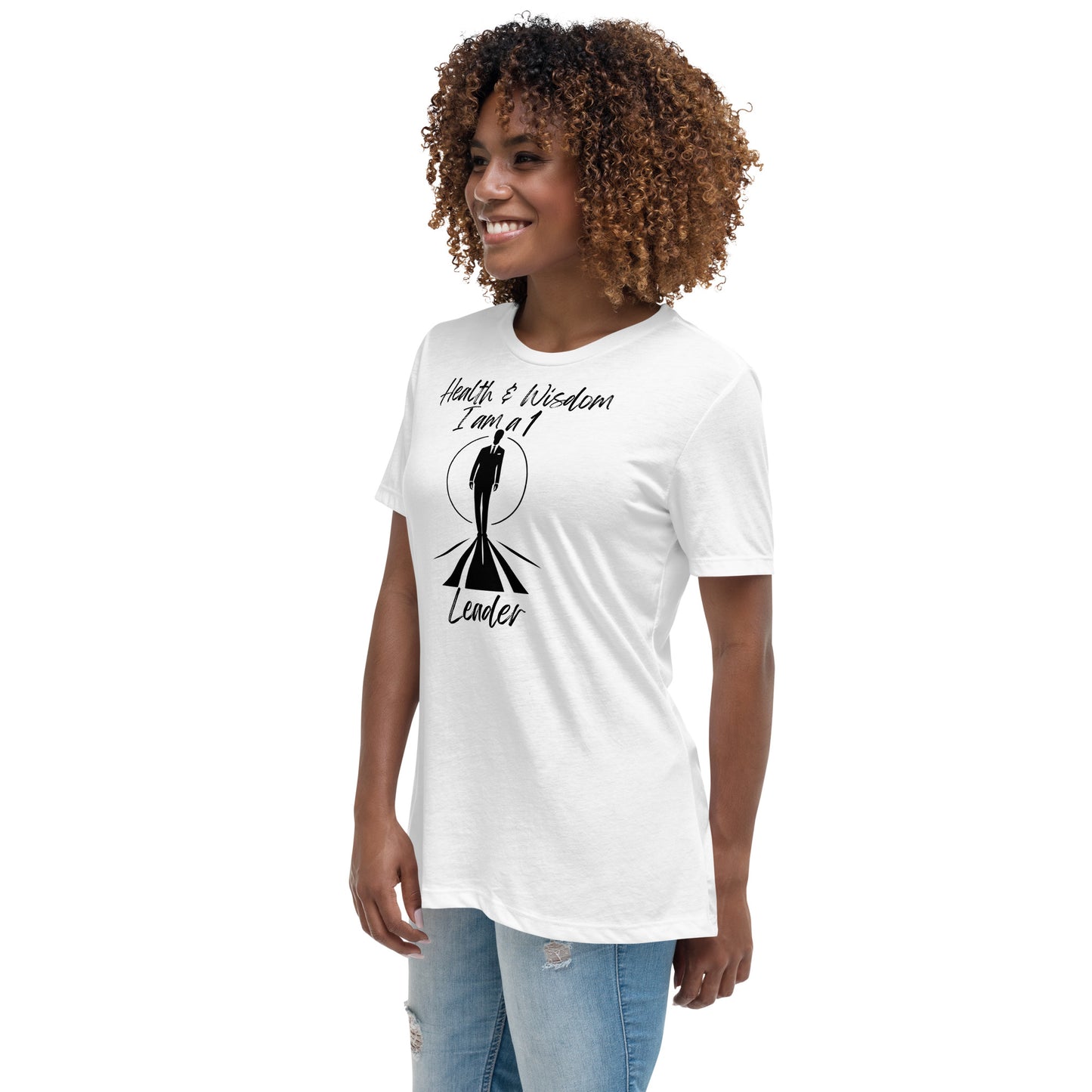 "Stilvoll und inspirierend: Lockeres Damen-T-Shirt mit Wealth & Wisdom Logo - Dein Fashion-Statement für Erfolg und Weisheit!"